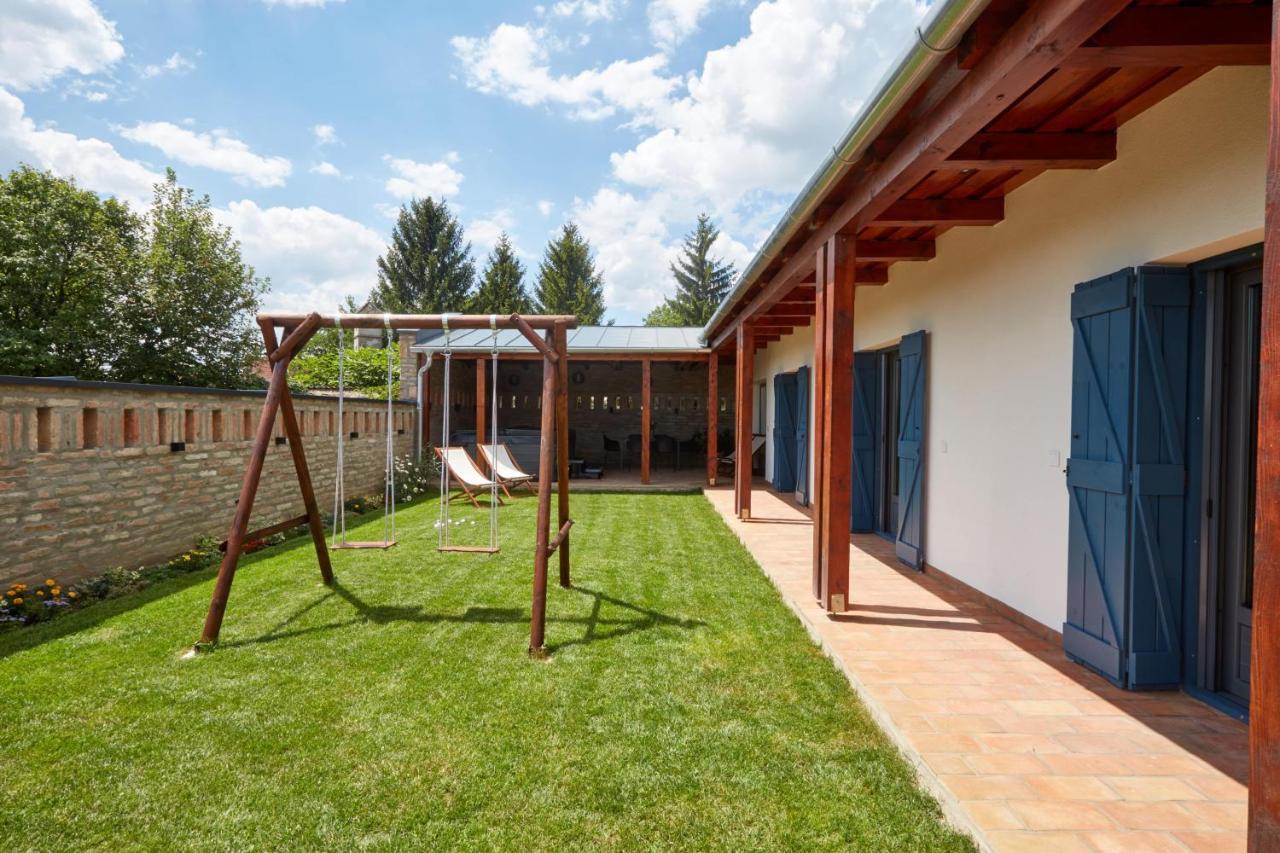 Veranda Villány Exteriör bild