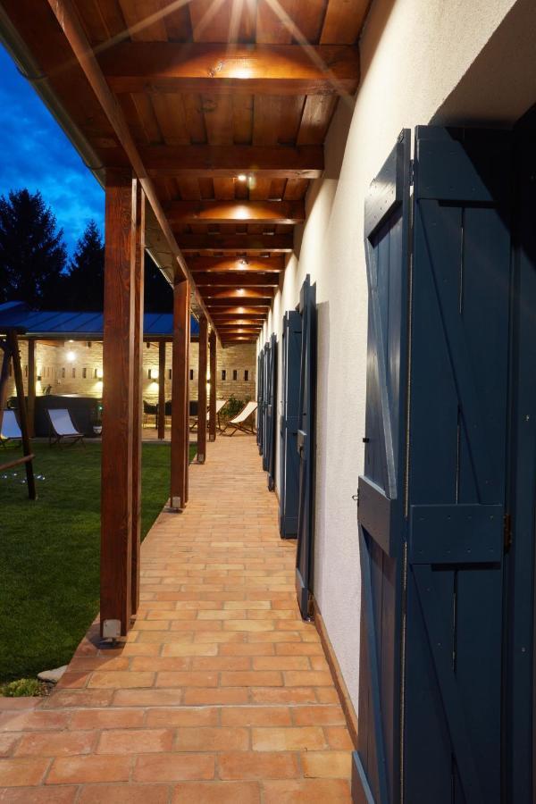 Veranda Villány Exteriör bild